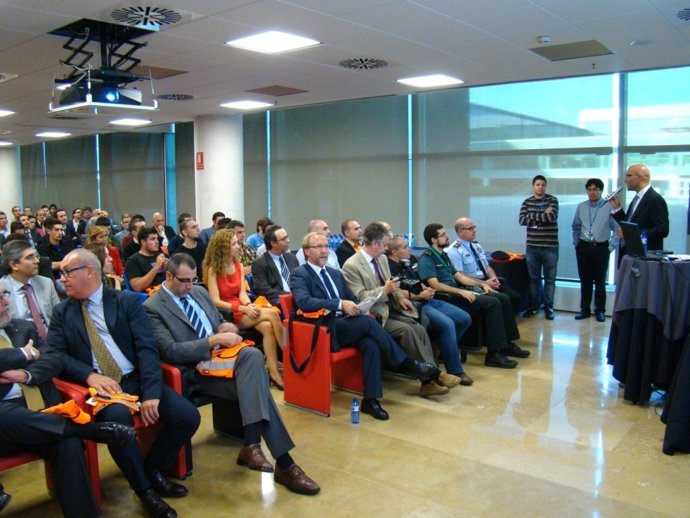 Asociación De Directivos De Seguridad Integral Visita El Aeropuerto De El Prat