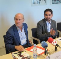 Angulo defiende que la decisión de cobrar a los medios "no busca hacer caja" sino "ofrecer un buen servicio"