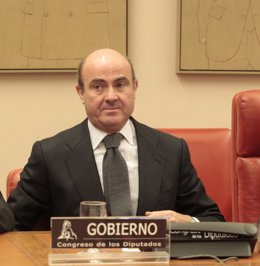 Ministro de Economía, Luis de Guindos en el Congreso