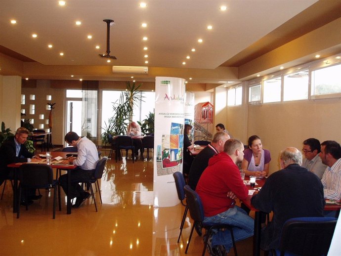 Encuentros de agroalimentarias en Polonia y Hungría organizados por Extenda