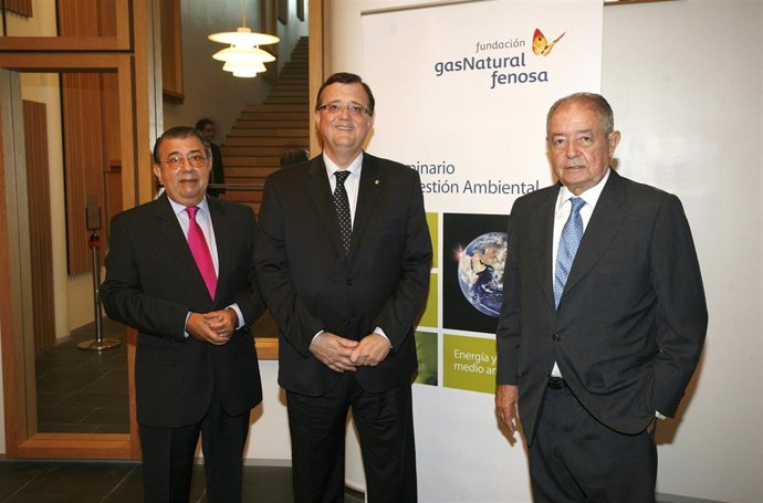 P.-A. Fàbregas (FGNF), F.X. Mena (Empresa ) Y S.Gabarró (Gas Natural)