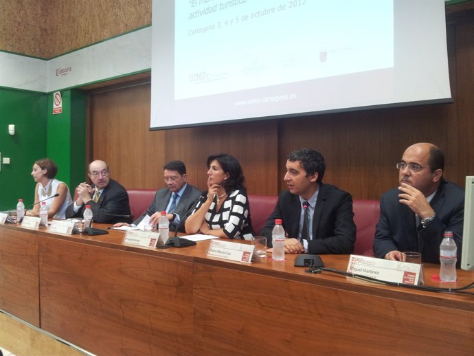 Inauguración del I Foro 'El Turismo en el siglo XXI' 