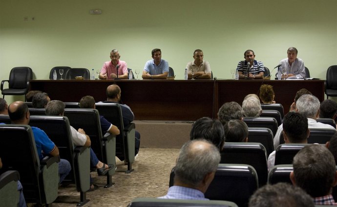 Reunión De La Plataforma En Defensa De Los Regadíos Del Condado.
