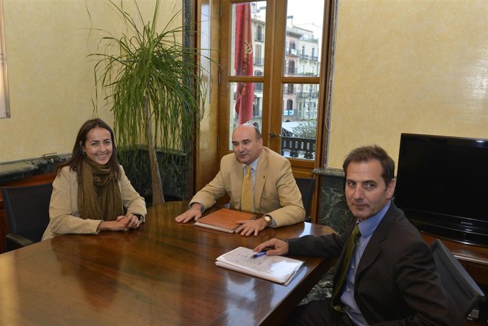 María Seguí, Morrás y Francisco José Fernández.   