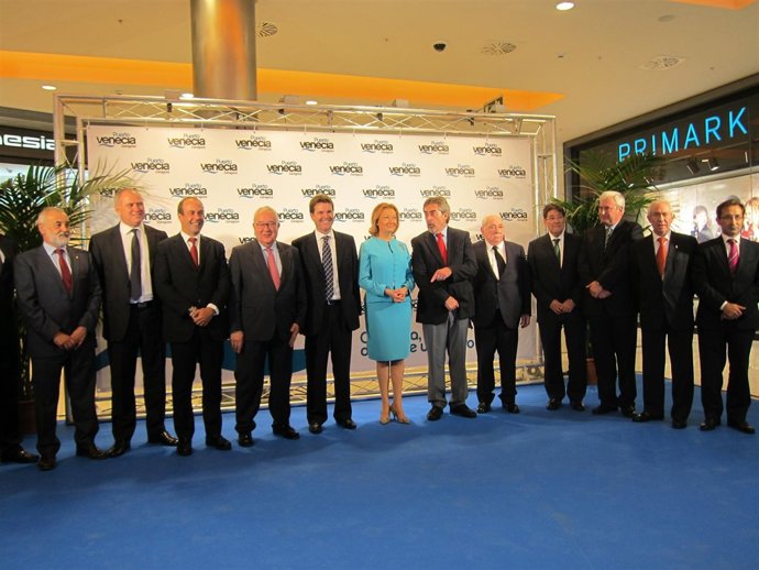 Acto de inauguración de Puerto Venecia.