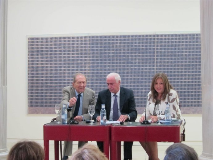 El consejero de Cultura y Deporte, Luciano Alonso, en Granada