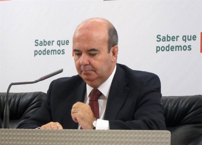 El Secretario De Ciudades Y Política Municipaldel PSOE, Gaspar Zarrías.