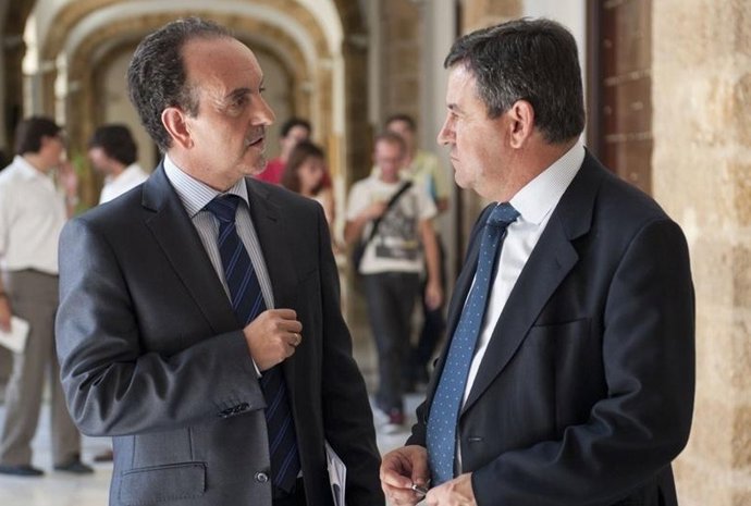 Consejería de Turismo y Comercio