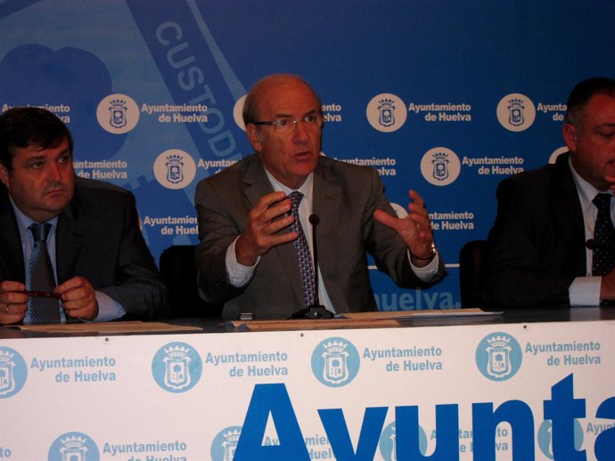 Pedro Rodríguez, En Rueda De Prensa. 