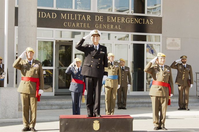 El JEMAD Preside La Toma De Posesión Del Nuevo Jefe De La UME