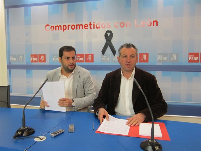 Los senadores Ibán García del Blanco y Nicanor Sen. 