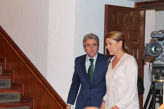 Leandro Esteban y Mª Dolores de Cospedal 