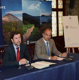 Carlos Alonso Y Vicente Dorta