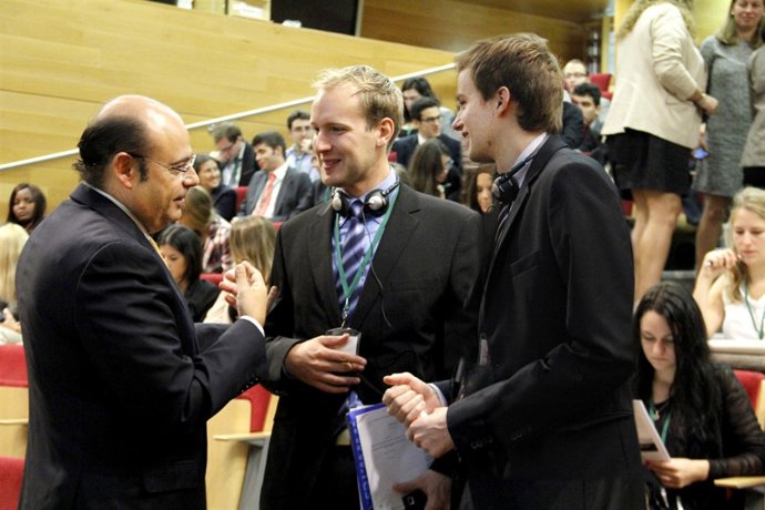 NP Y Fotos Inauguración MEU Granada 2012