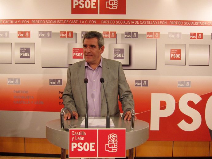 El Secretario General Del PSOE De Castilla Y León, Julio Villarrubia.