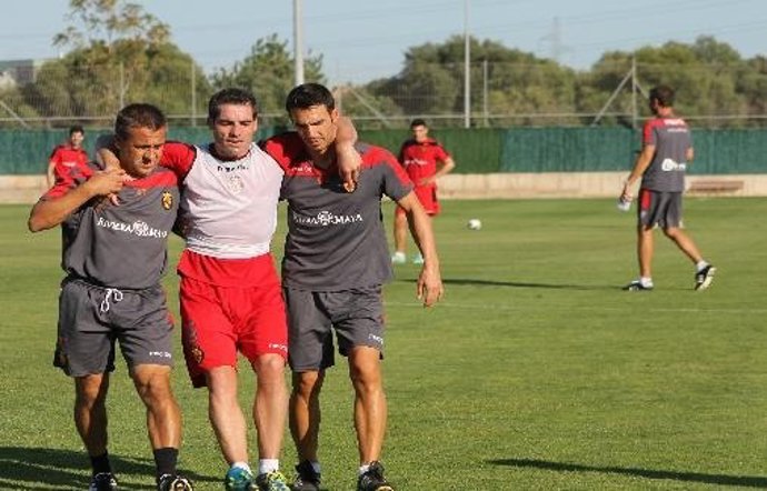 Antonio López se retira lesionado del entrenamiento del Mallorca