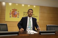 Economía prevé una "relajación gradual" de la prima de riesgo en 2013