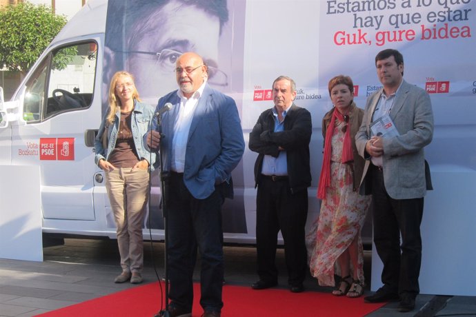 José Antonio Pastor (PSE) en un acto electoral en Portugalete