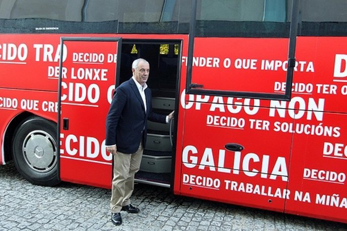 El candidato del PSdeG Pachi Vázquez
