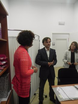 El Delegado De La Junta Visita El Instituto De Medicina Legal (IML) De Huelva. 
