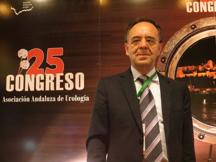Miguel Arrabal, presidente de la Asociación Andaluza de Urología