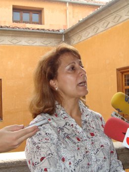 Elsa González, presidenta de la FAPE