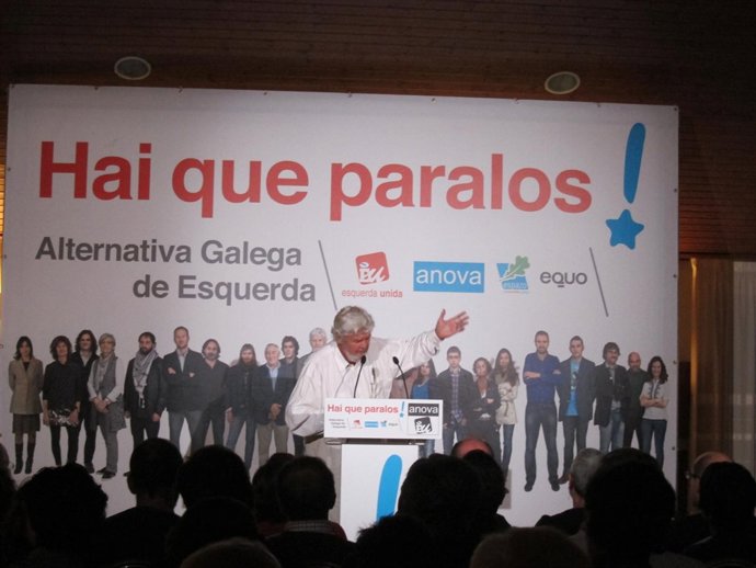 Beiras en un mitin en Teo