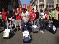 Economía.- Unas 1.500 personas se manifiestan en Barcelona contra el paro juvenil y los presupuestos