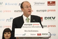 Monago le pide al Gobierno rectificar en la subida del IVA a la cultura