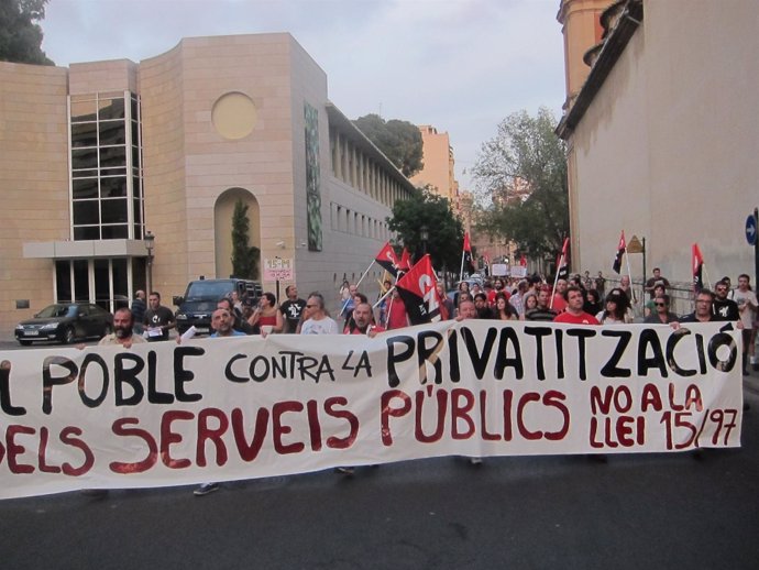 Manifestación Contra La Privatización De La Sanidad En Valencia