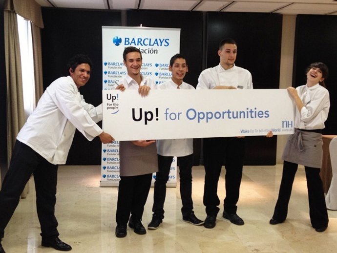 Algunos de los jóvenes participantes en el programa 'Up! for Opportunities'