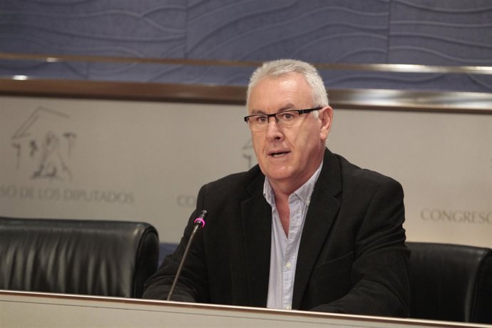 Rueda de prensa de Cayo Lara