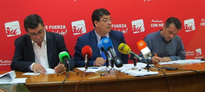 Centella, Valderas y Castro, hoy en rueda de presna