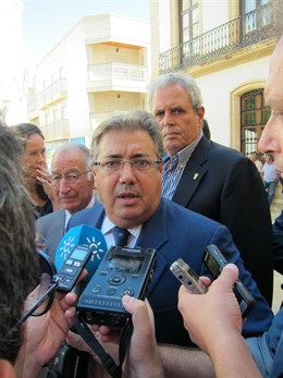 Zoido, En Declaraciones A Los Periodistas En Vera