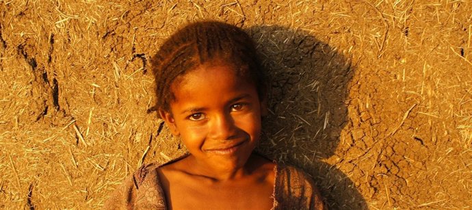 NIÑA ETIOPÍA ASOCIACIÓN ABAY