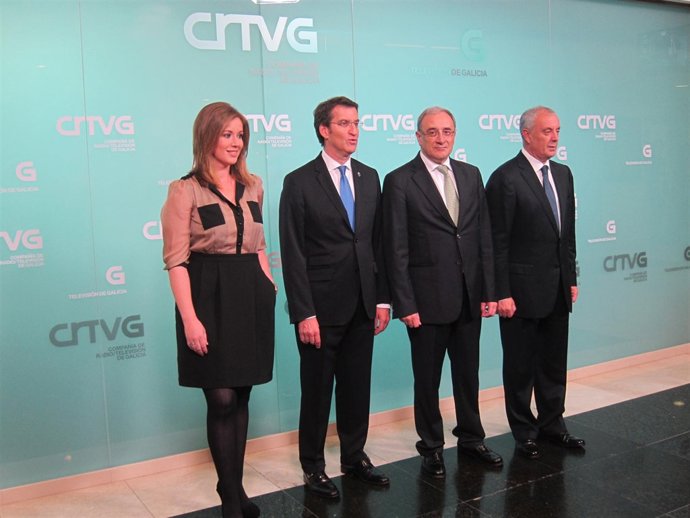 Llegada al debate del 21-O entre Feijóo y Pachi Vázquez