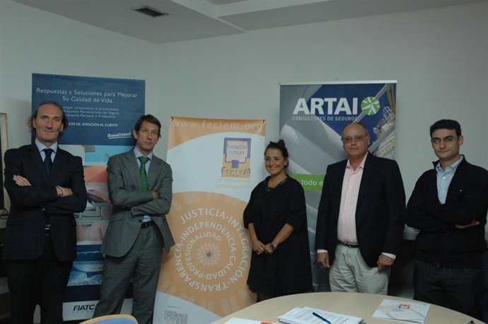 Firmantes de los convenios con Feclem