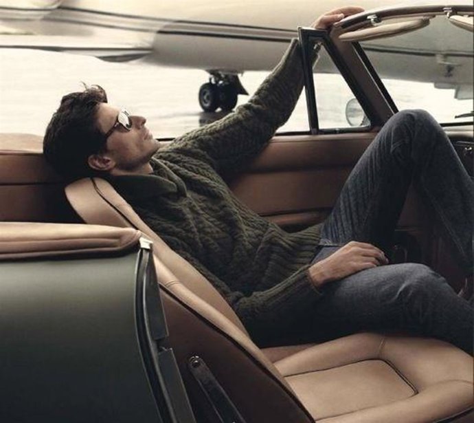 Andrés Velencoso para Carlo Pazolini 