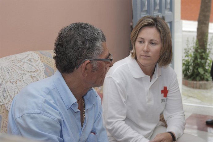 Atención De Cruz Roja A Personas Con VIH