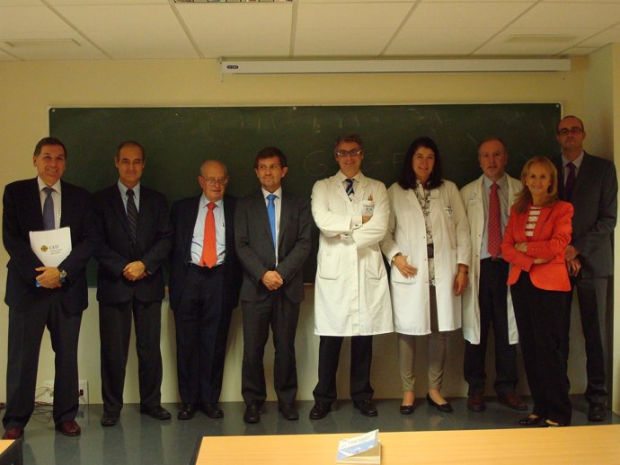 2012 10 09 Numerosos Representantes Y Profesores Del Grupo Hospitalario Y La Uni