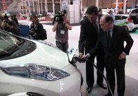 Villanueva cree que la propuesta de Renault muestra la capacidad industrial de España y CyL y la apuesta de las empresas