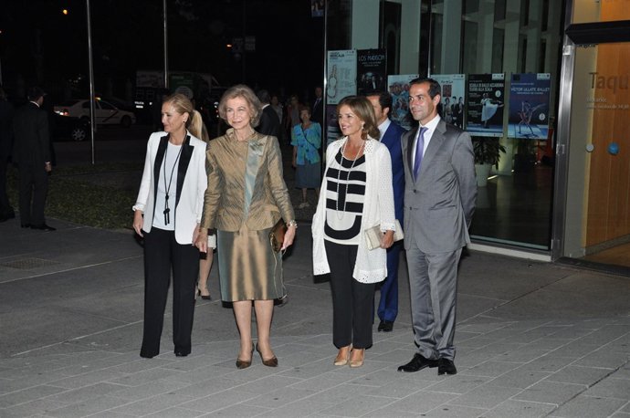 Reina Sofia y Ana Botella 