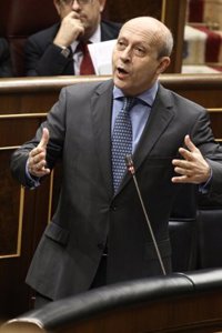 Wert admite que quiere "españolizar a los alumnos catalanes" porque "las dos identidades les enriquecen"