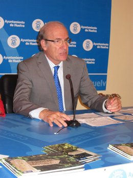 El Alcalde De Huelva, Pedro Rodríguez, En Rueda De Prensa. 