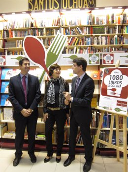 Ochoa, Montes y Capellán, en la exposición de libros