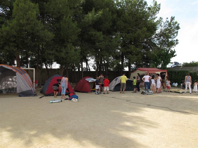 Protesta De Padres Contra Los Recortes Educativos