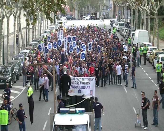 Manifestación de guardias urbanos en Barcelona