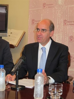 Javier Iglesias en rueda de prensa en la Diputación de Salamanca