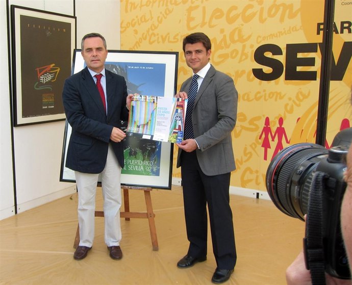 Juan Bueno y Beltrán Pérez durante la presentación de actos de la Expo '92