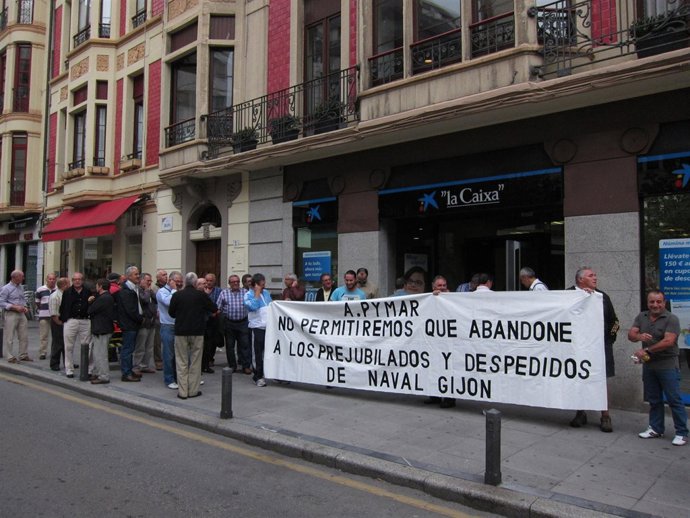 Prejubilados de Naval Gijón.